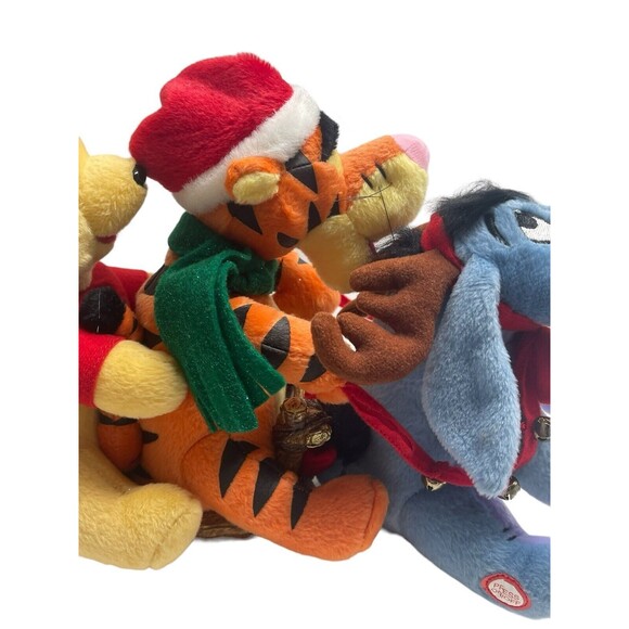 Gemmy Disney Winnie the Pooh, Tigger, & Eeyore Christmas Sleigh Music/Motion - Picture 8 of 16